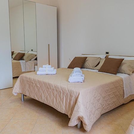 Country Home Crispiano Luaran gambar